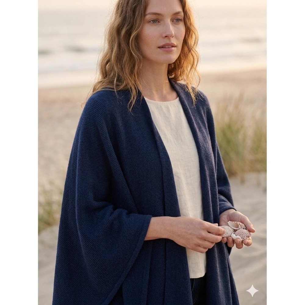 Peruvian Soul Alpaca Navy Knit Shawl Wrap Poncho Cape Ruana w/ Horn Toggle Pin - Picture 2 of 16